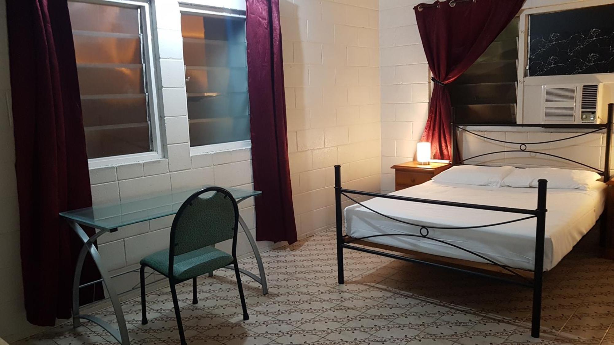 Hostel Asylum Cairns Share House Zewnętrze zdjęcie