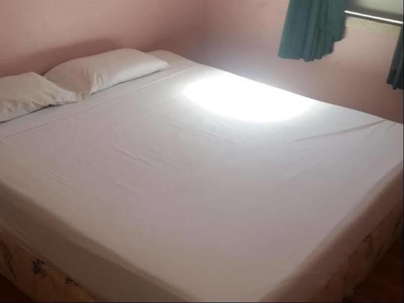 Hostel Asylum Cairns Share House Zewnętrze zdjęcie