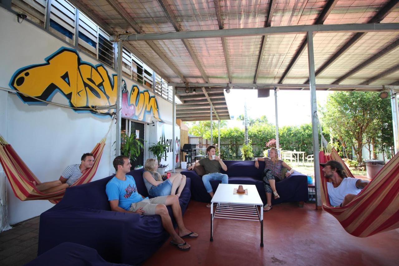 Hostel Asylum Cairns Share House Zewnętrze zdjęcie